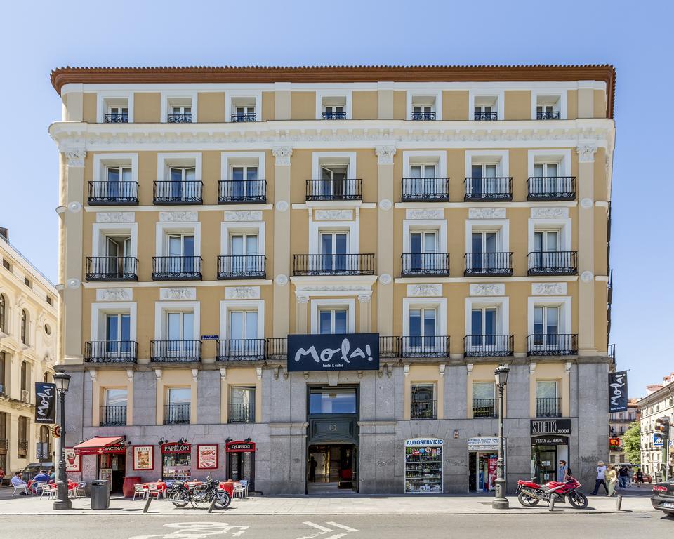 Mola Hostel Madrid Exterior photo